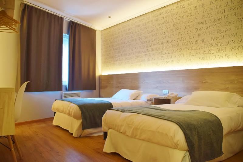 Hospedium Hotel La Marina Costa Da Morte セー エクステリア 写真