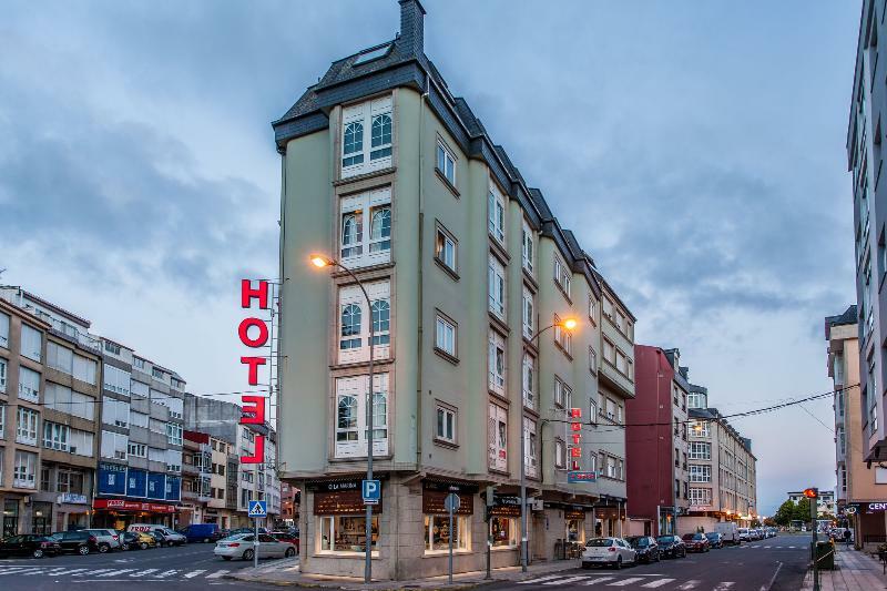 Hospedium Hotel La Marina Costa Da Morte セー エクステリア 写真